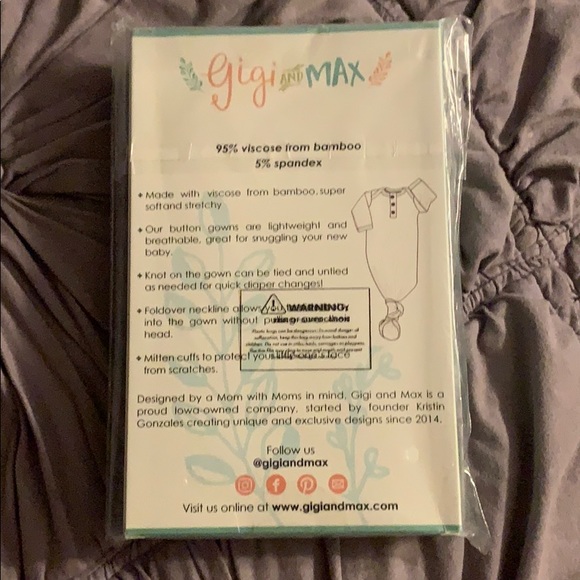 Gigi and Max 0-3 month button gown - Picture 3 of 4